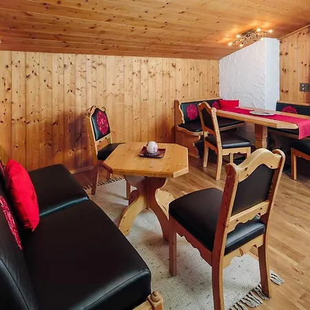 Holiday home Apartements Maria-theresia